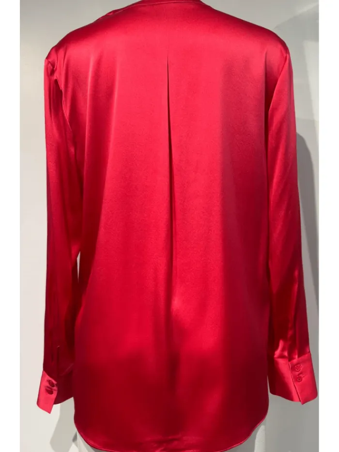 herzens_angelegenheit_wom_1-10.webp Herzen’s Angelegenheit Tops | Luxury Gifts^Women's Silk Blouse In Deep Coral 25244-6100 Co