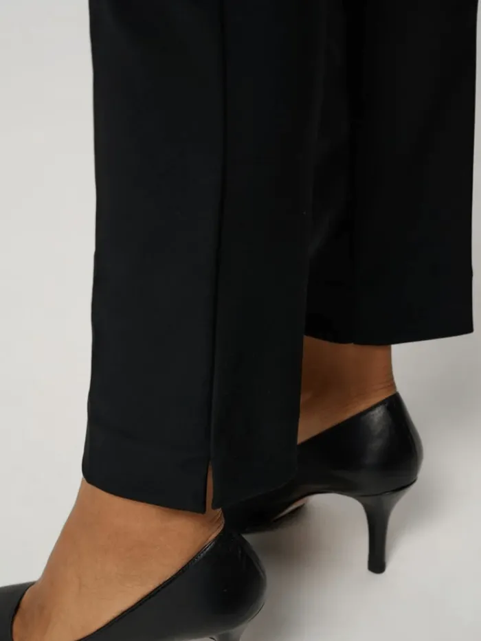 joseph_ribkoff_classic_ta_2.webp Joseph Ribkoff Trousers | Gifts Under £250^Classic Tailored Slim Trousers In Black 144092NOS Col 1