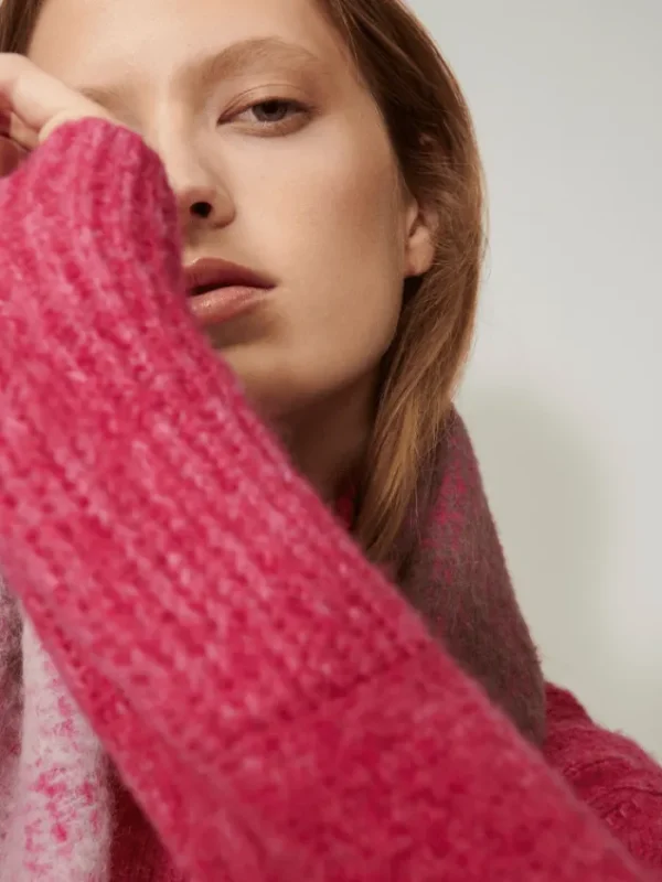 Luisa Cerano Knitwear | Gifts Under £250^Pink Turtleneck Pullover 188302 5292 Col 0453