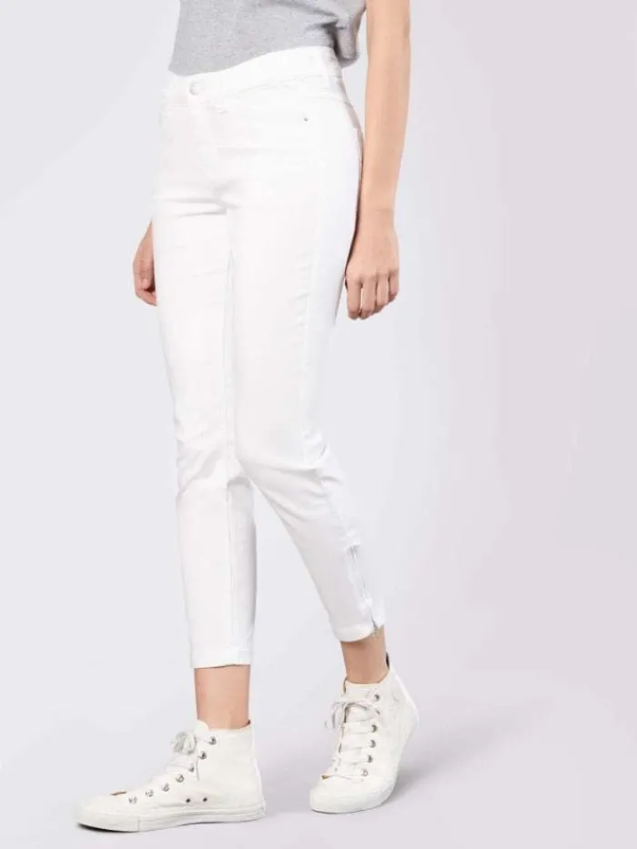 mac_jeans_white_m_dream_c_3.webp Mac Jeans Denim^WHITE M Dream Chic Cropped Jeans 5471 0355L D010