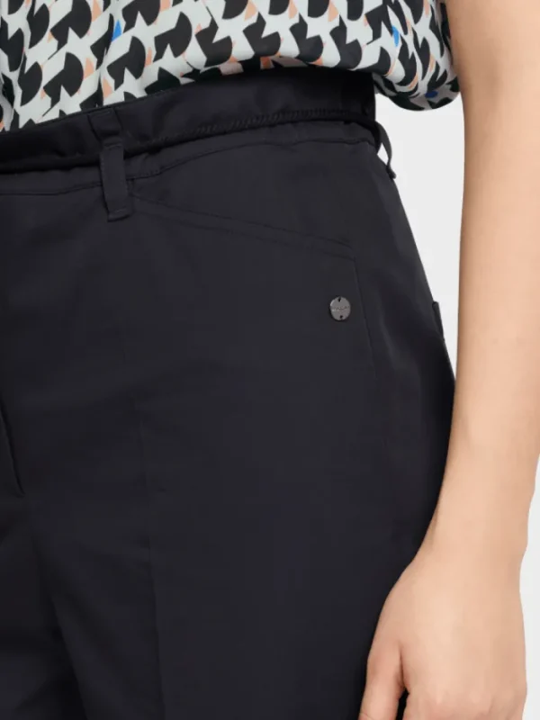 Marc Cain Additions Shorts | Gifts Under £50^Navy Shorts UA 83.01 W80 COL 395