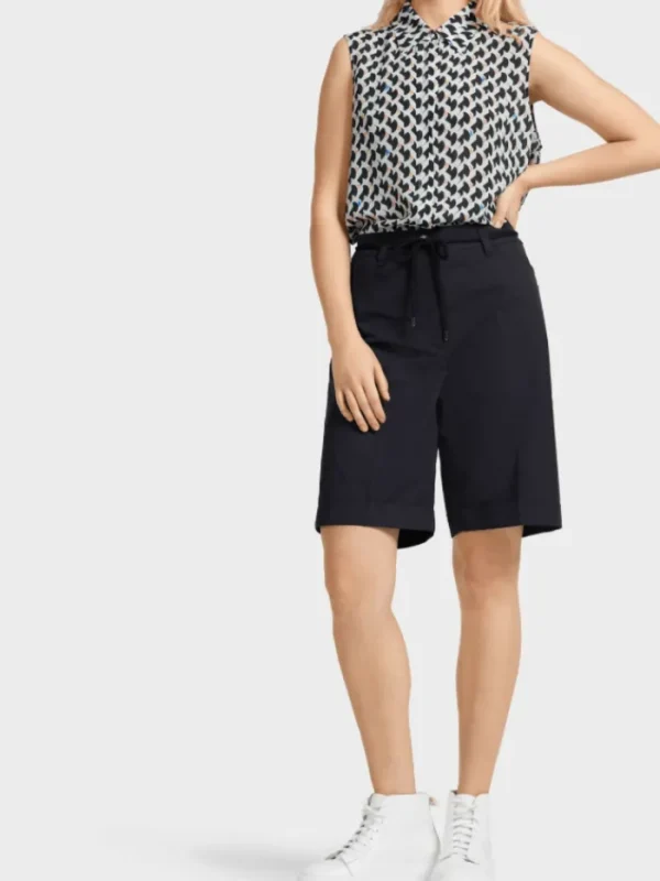Marc Cain Additions Shorts | Gifts Under £50^Navy Shorts UA 83.01 W80 COL 395