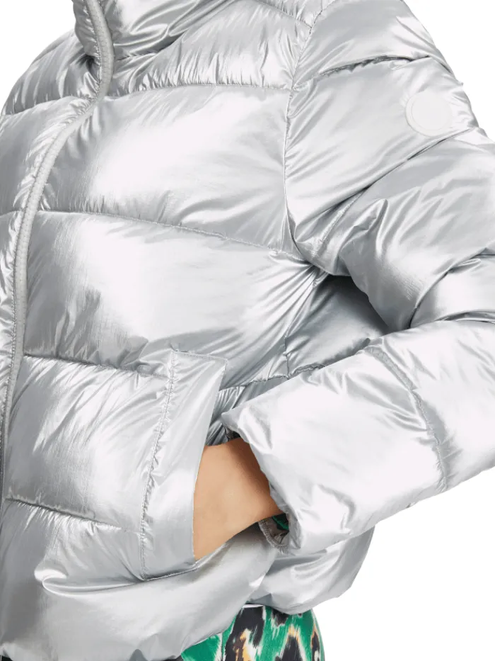 marc_cain_additions_quilt_3.webp Marc Cain Additions Coats And Jackets | Luxury Gifts^Quilted Short Coat In Silver XA 12.08 W82 Col 800