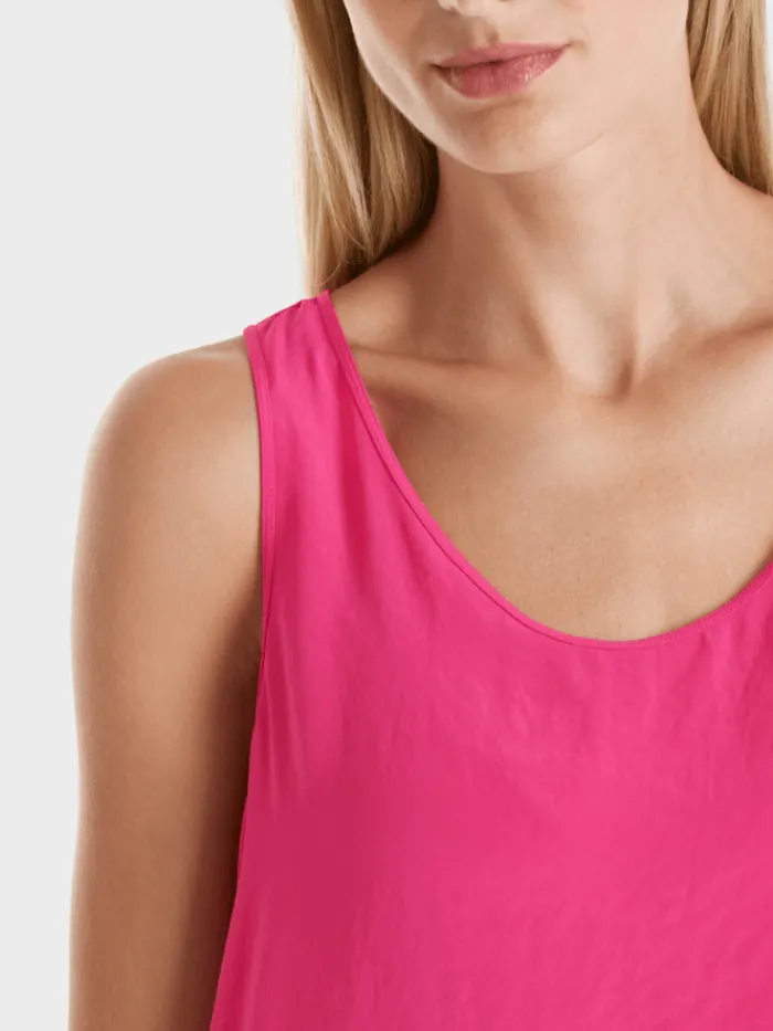 marc_cain_additions_sleev_5-1.webp Marc Cain Additions Tops | Gifts Under £100^Sleeveless Top In Pink WA 61.01 W76 COL 245