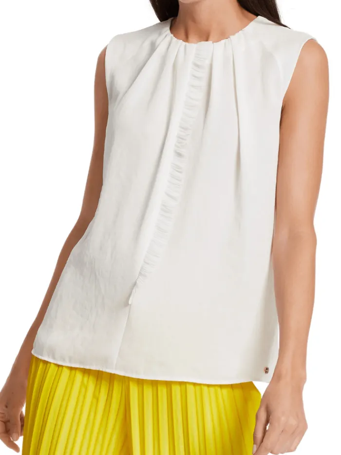 marc_cain_collections_off_1.webp Marc Cain Collections Tops | Gifts Under £100^Off White Top With Ruffle Detail WC 61.13 W39 CO