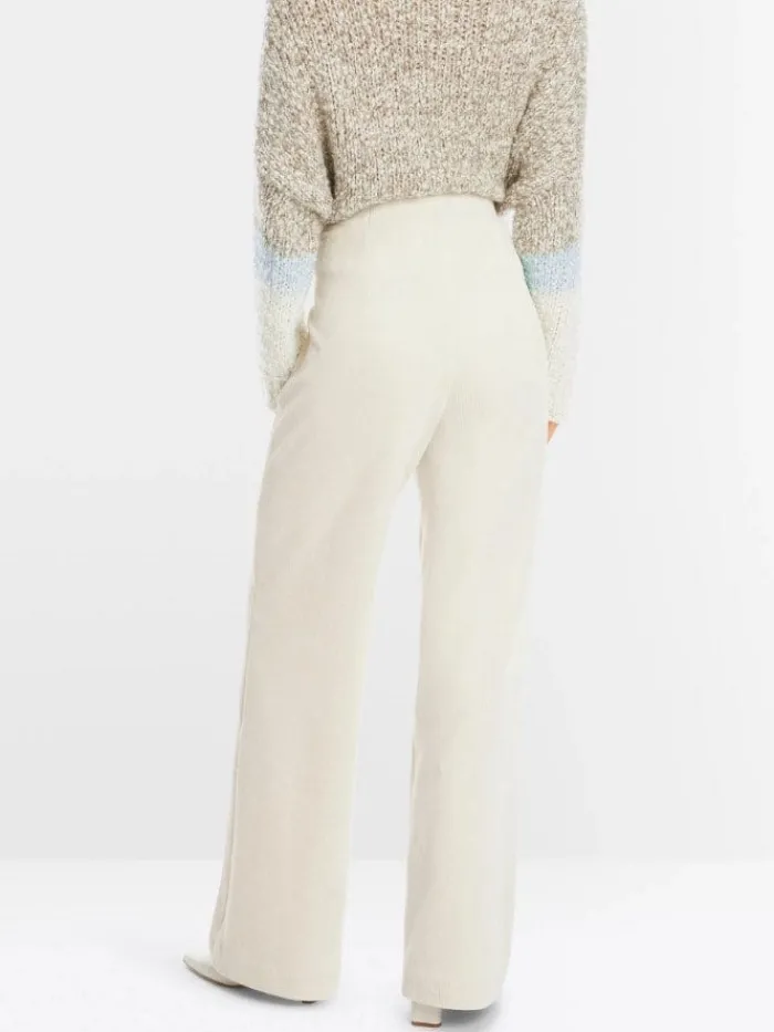 marc_cain_collections_wid_3.webp Marc Cain Collections Gifts Under £250^Wide Fit Trousers In Light Beige XC 81.49 J31 Co