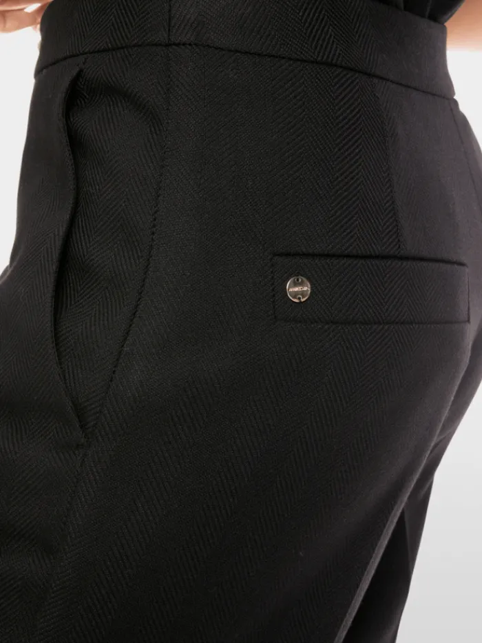marc_cain_collections_wom_6-17.webp Marc Cain Collections Trousers | Gifts Under £250^Women's WUKARI Wide Fit Trousers In Black XC 81.