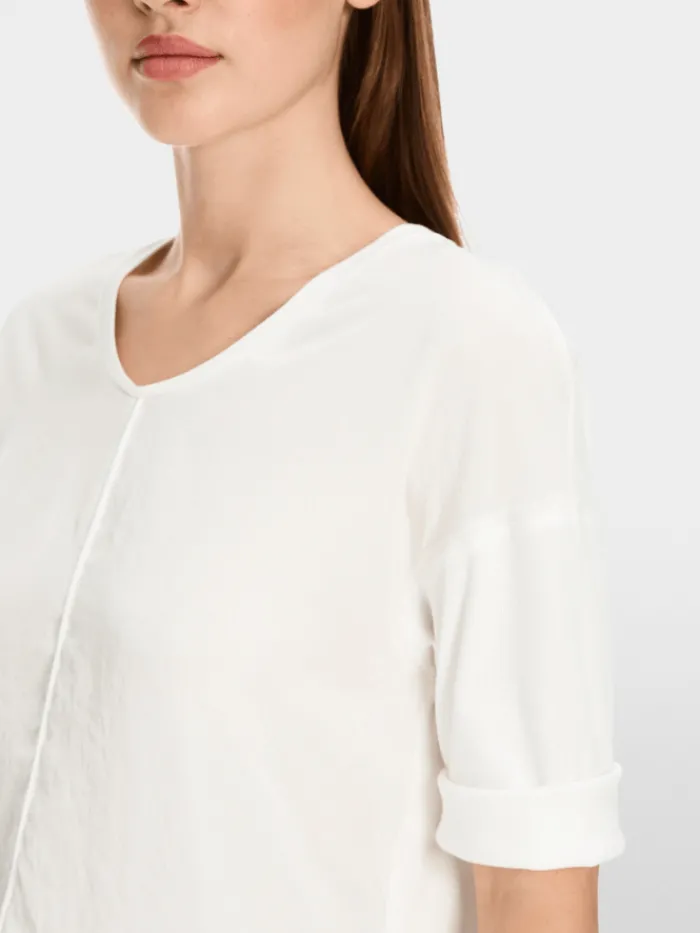 marc_cain_essentials_wome_3-1.webp Marc Cain Essentials Tops | Gifts Under £250^Women's Material Mix Top in Off White +E 55.01 J2