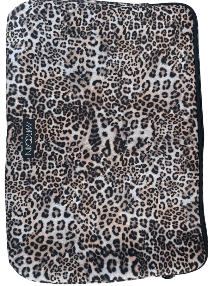 marc_cain_lap_toptablet_c_0.webp Marc Cain Gifts Under £50^Lap Top/Tablet Case In Animal Print +YTN01 COL 643