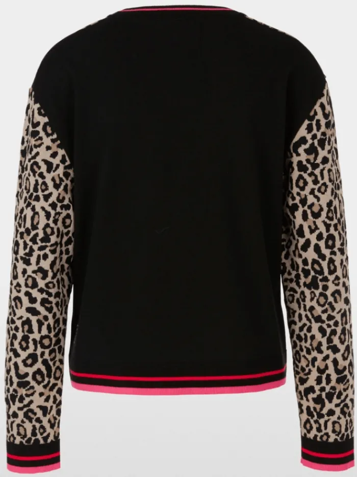 marc_cain_sports_leopard__2.webp Marc Cain Sports Knitwear | Gifts Under £250^Leopard Print Design Jumper XS 41.36 M32 Col 117