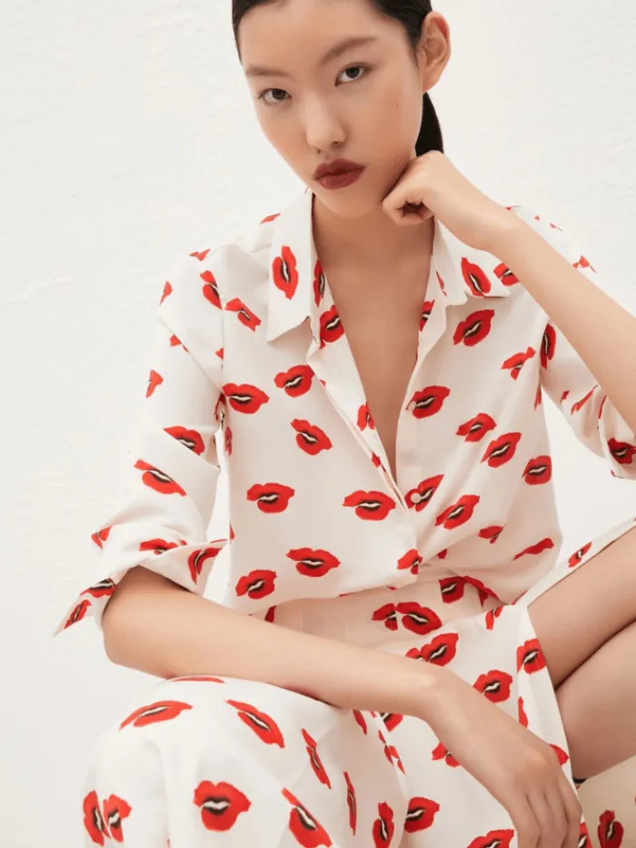 marella_yeah_white_with_p_4.webp Marella Tops | Gifts Under £250^YEAH White With Print Satin Shirt 24231160632 Col 002