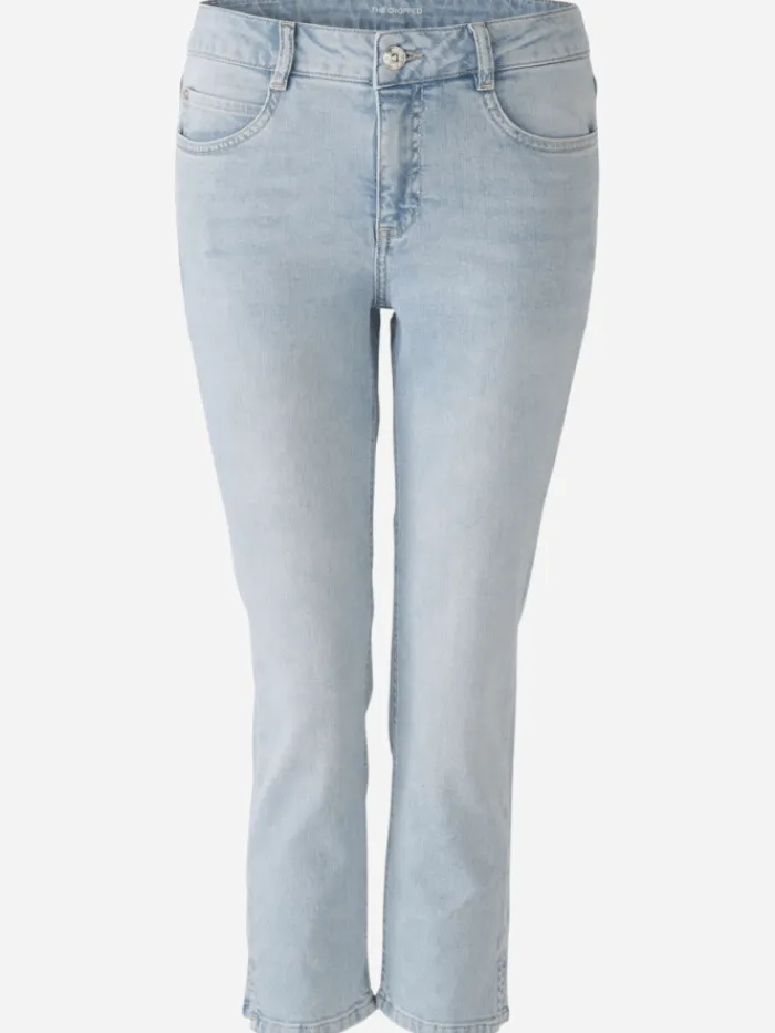 oui_cropped_mid_waist_jea_0.webp Oui Gifts Under £100^Cropped Mid Waist Jeans In Light Blue 87534 Col 5300