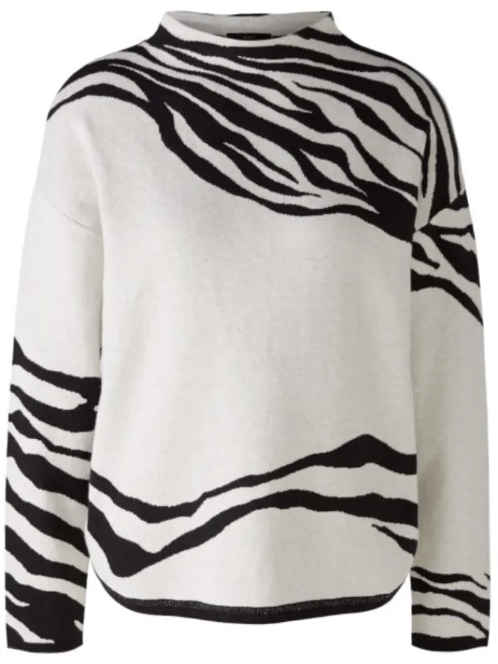 oui_womens_tiger_stripe_j_0.webp Oui Knitwear | Gifts Under £250^Women's Tiger Stripe Jumper In White And Black 90790 Col 0109