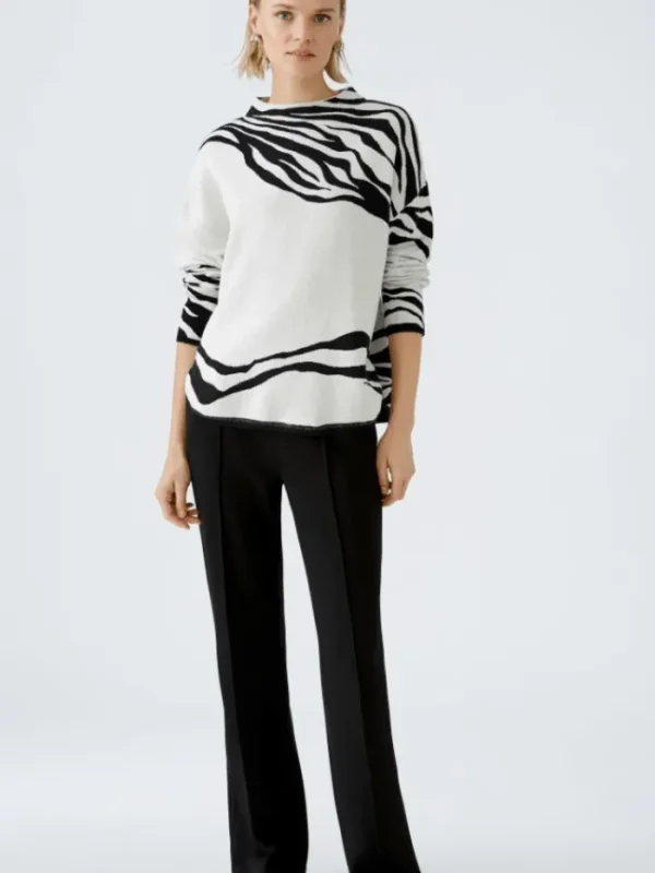 Oui Knitwear | Gifts Under £250^Women's Tiger Stripe Jumper In White And Black 90790 Col 0109