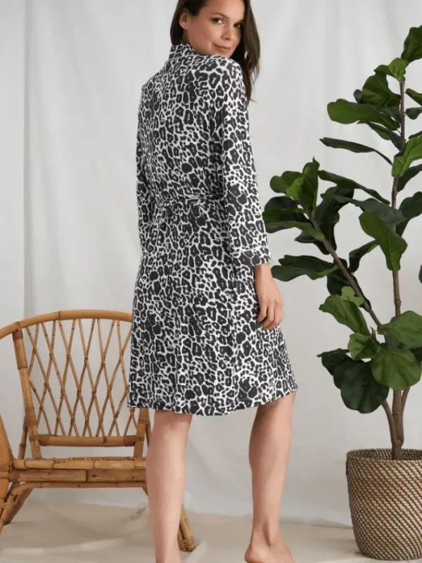 Pretty You London Gifts Under £50^Pretty You T London Luxe Leopard Kimono