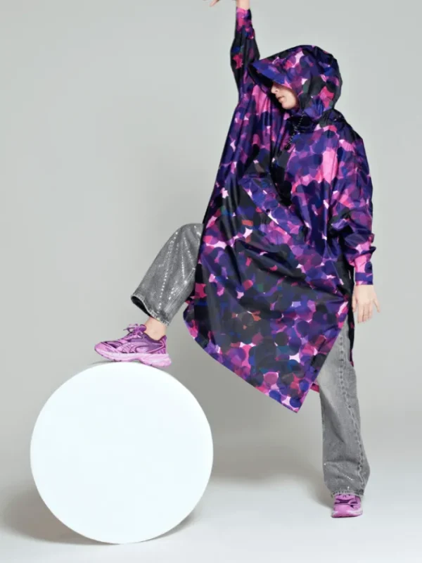 Rain Kiss Coats And Jackets | Ponchos And Wraps^RainKiss City Lights Rain Poncho
