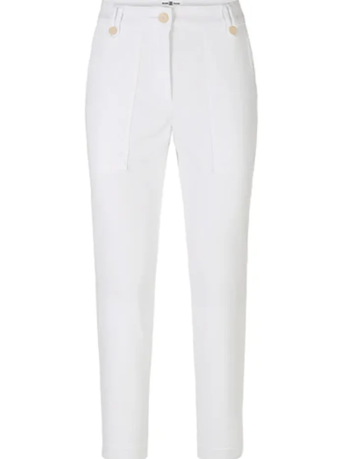 riani_white_cargo_style_t_0.webp Riani Trousers | Gifts Under £100^White Cargo Style Trousers 393420 3404 Col 0100